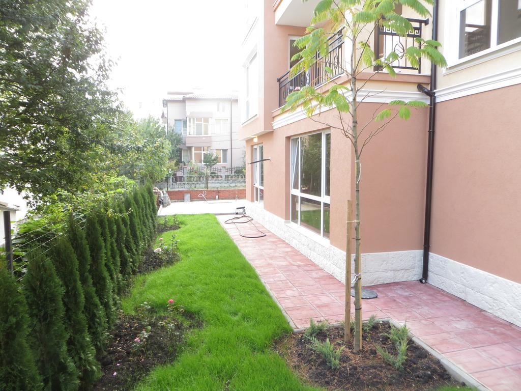 Emona Apartment Burgas Ngoại thất bức ảnh